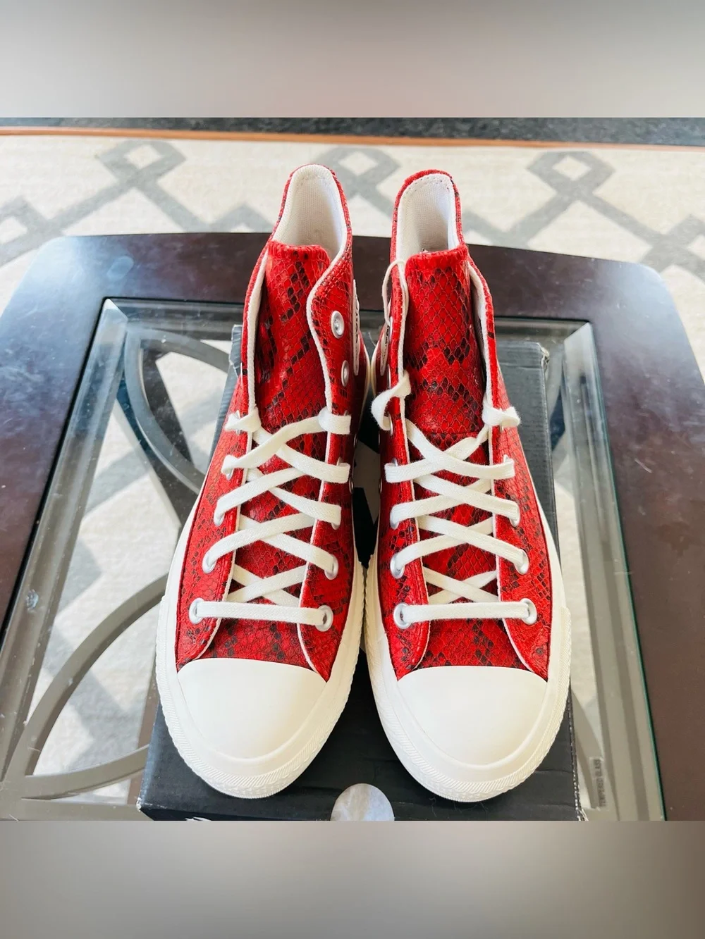 Converse new box